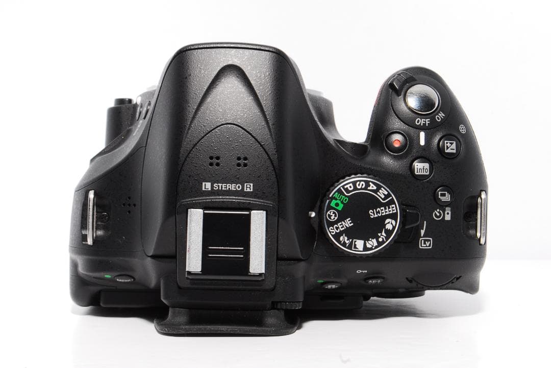 ありあり✨新品級 使用回数極少✨Nikon D5200 ダブルレンズ
