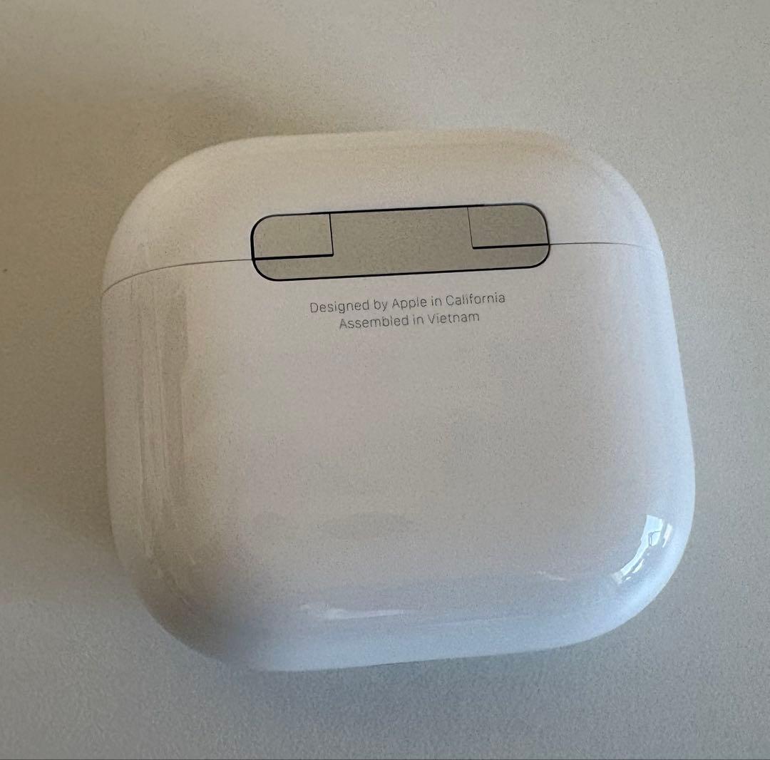 AirPods 第4世代 ANC 箱あり 美品 ケースに薄スレ