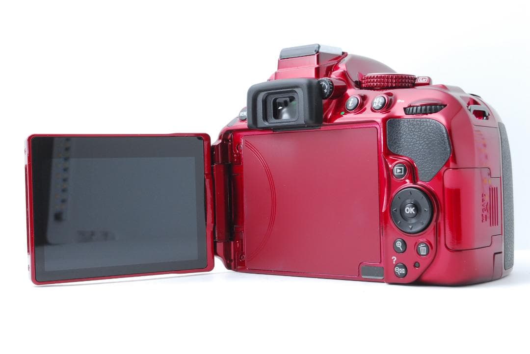 【箱付き・新品級ショット数】Nikon D5300　WiFi　スマホ転送　レッド