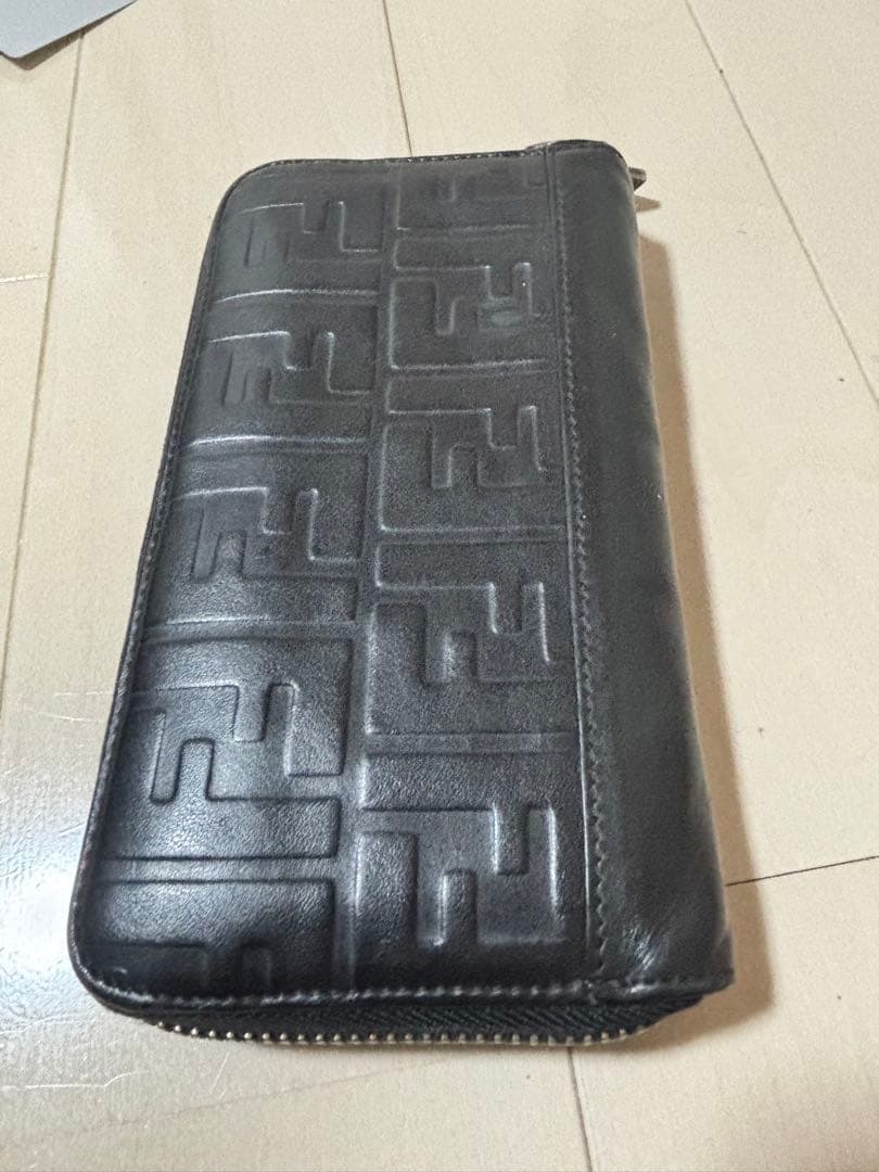 FENDI 長財布
