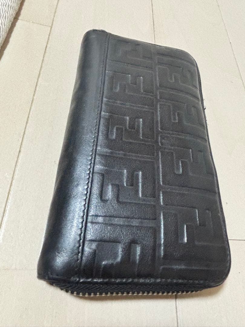 FENDI 長財布