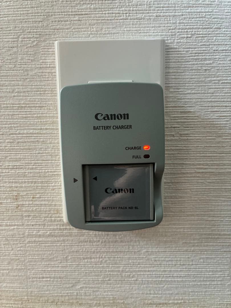 レア！Canon IXY30S レッド　コンパクトデジタルカメラ