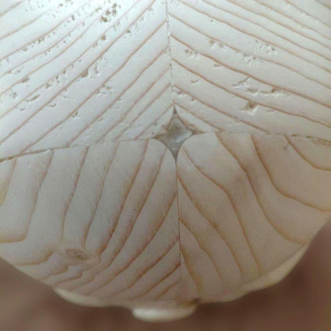 招き猫　木彫り　ハンドメイド