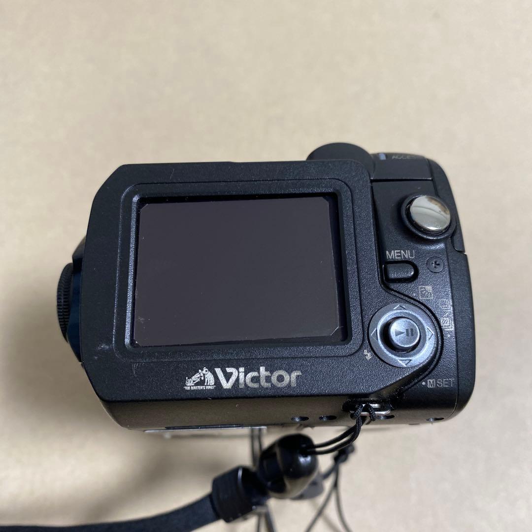 JVC　ビデオカメラ GZ-MC500