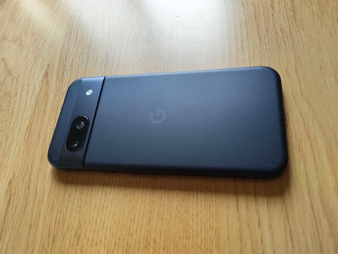 【美品、ケース付き】Google Pixel 8a 本体 黒