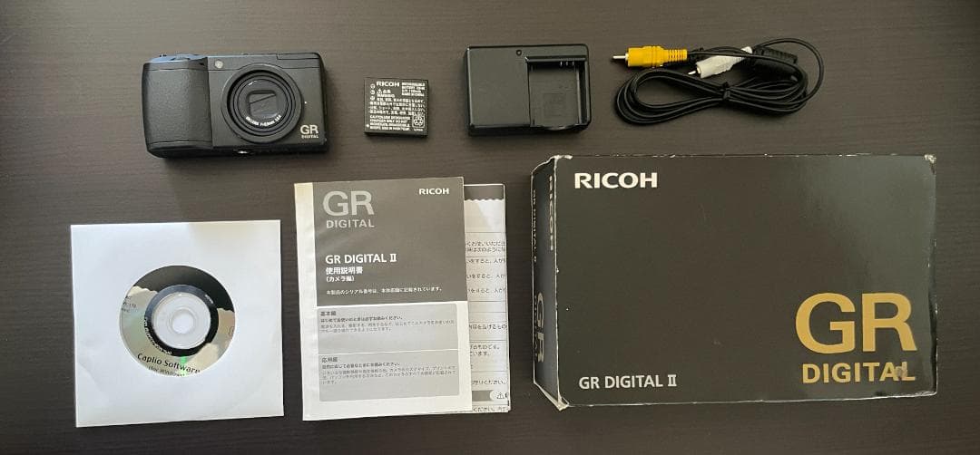 RICOH GR DIGITAL II 2　本体と付属品