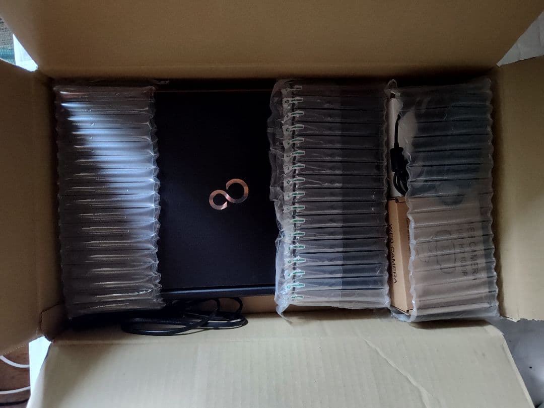 富士通 LIFEBOOK A577/P win11 SSD office