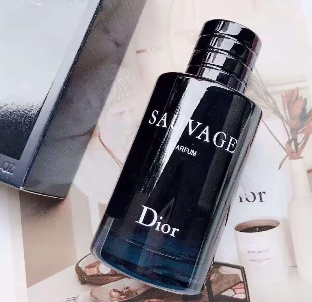Dior SAUVAGE ディオール ソヴァージュ パルファン新品!