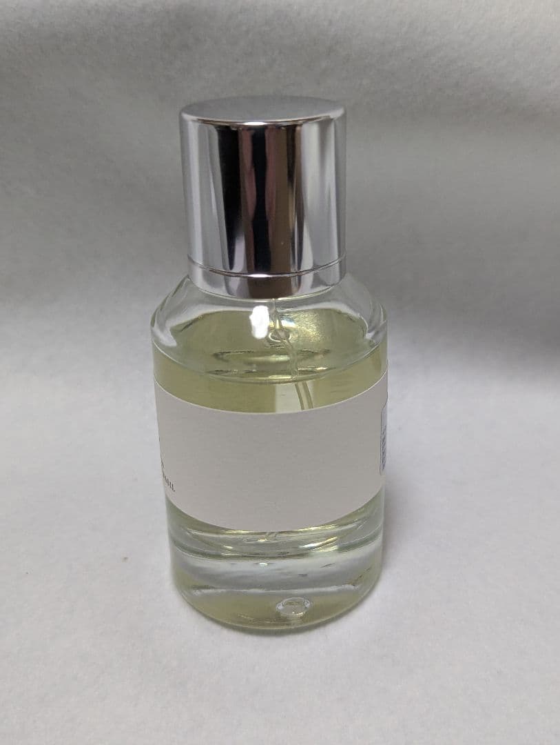 エッセンツァプルサンテオードパルファムバジリコ50ml