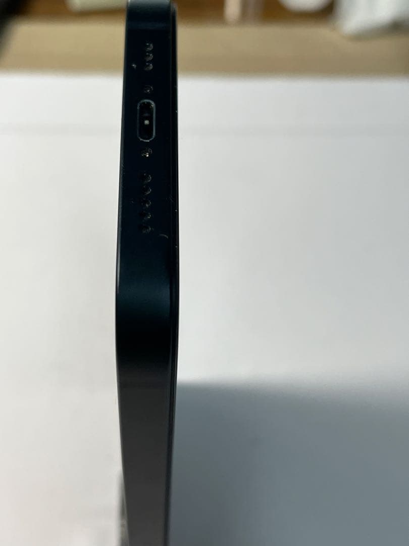 iPhone13 バッテリー１００%