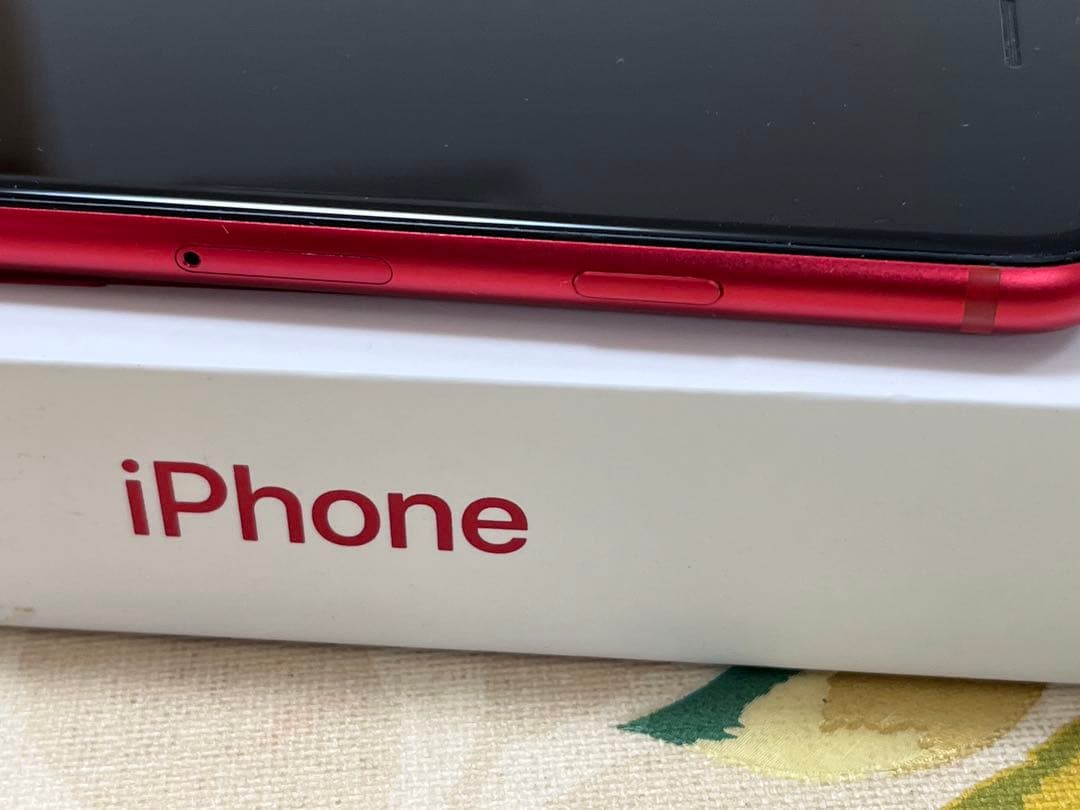 【付属品完備】iPhone SE 第2世代 レッド 128GB SIMフリー
