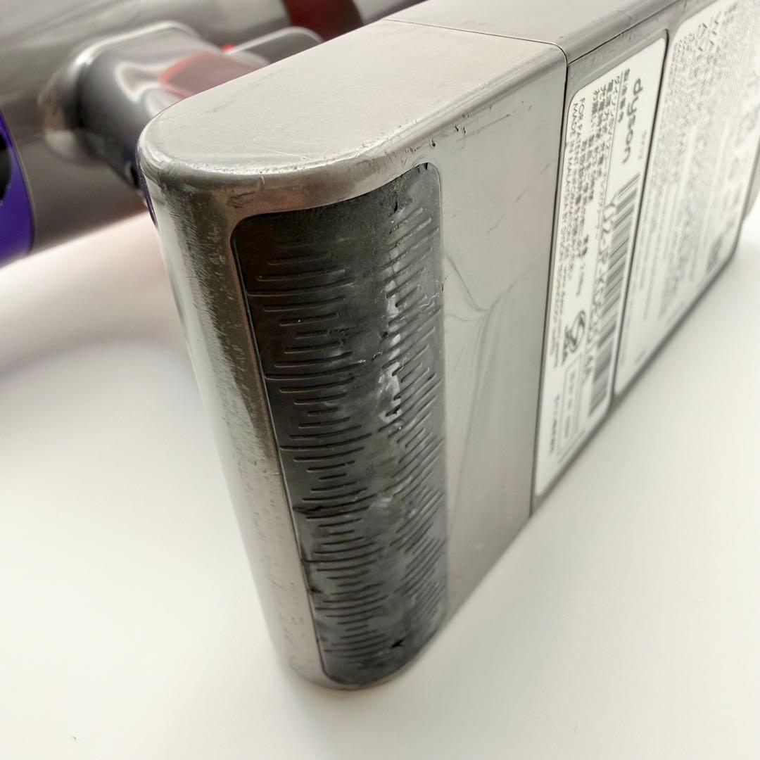 【動作確認済み】Dyson V10 SV12 本体のみ 掃除機　クリーナー