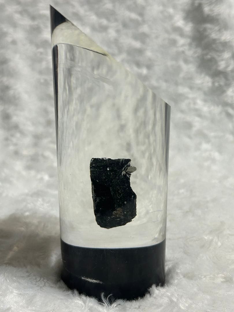天然ダイヤモンド　天然石　ダイヤモンドオブジェ 　ダイヤ置物　教育用