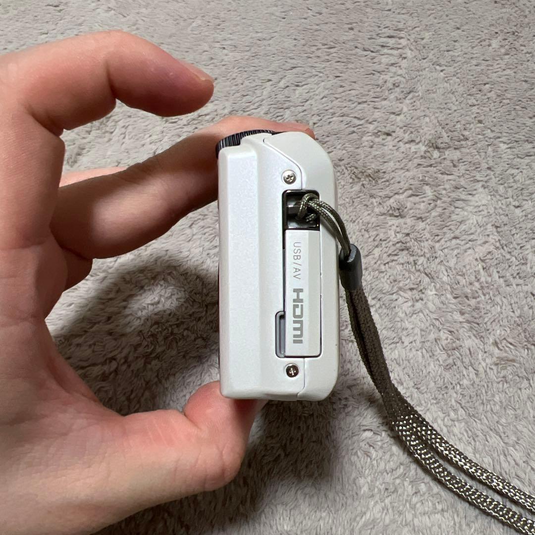 【超美品】CASIO EXILIM EX-ZR400 コンデジ 動作未確認