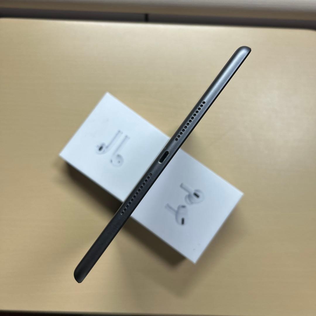 iPad 第9世代　64GB Wi-Fi+Cellular SIMフリー