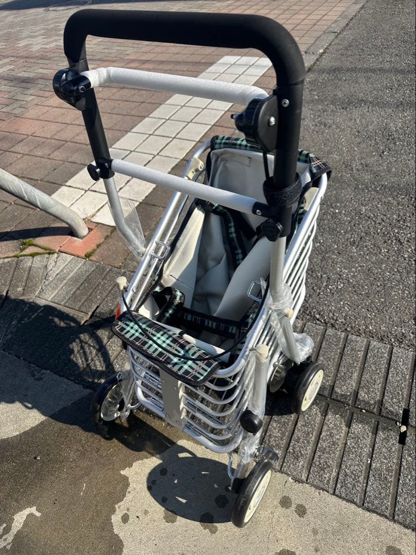 新品未使用　歩行器 ウォーカー買い物かご老人買い物かご