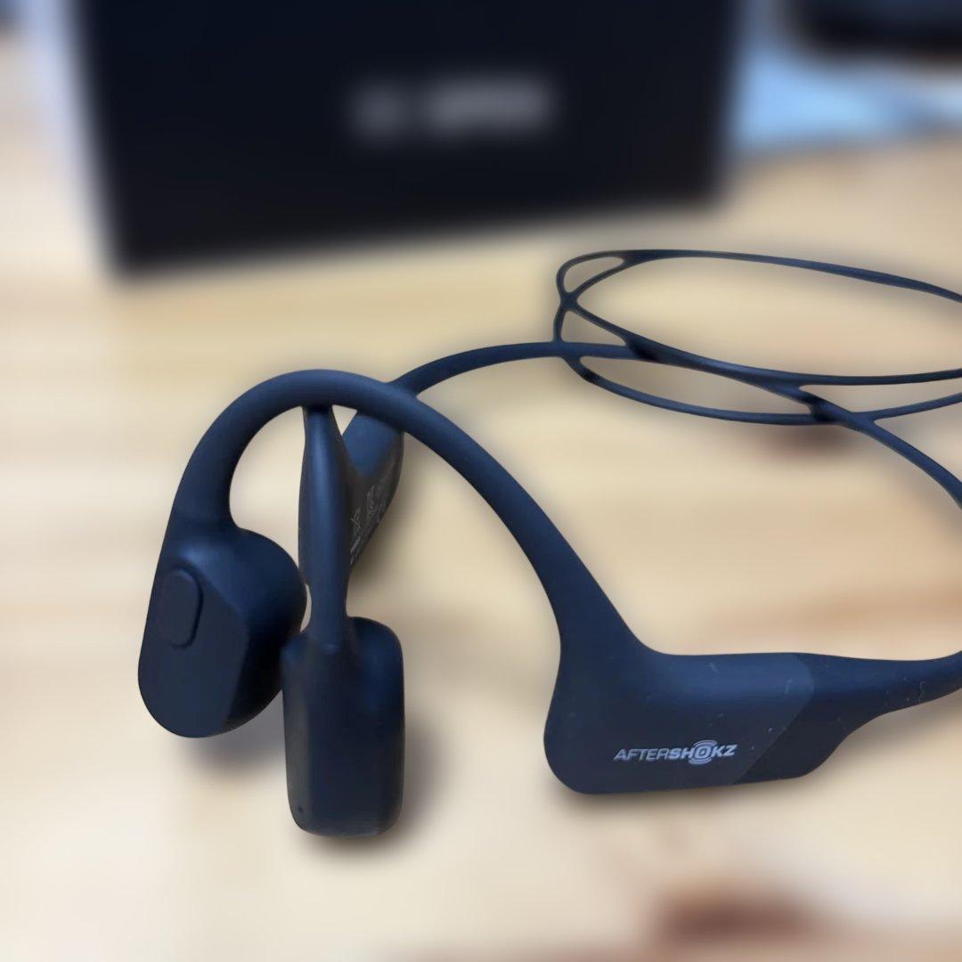 AFTERSHOKZ AEROPEX ワイヤレス骨伝導ヘッドフォン