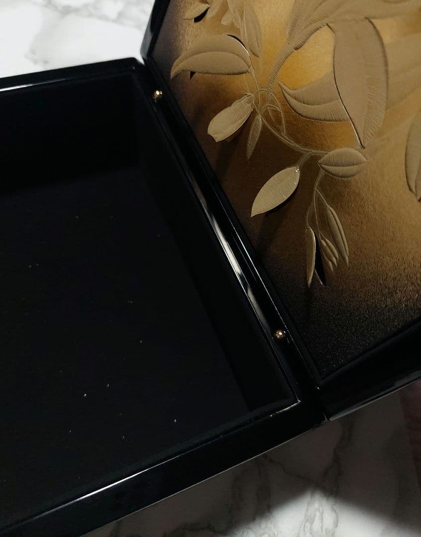 タイムサービス♥️CHANEL♥️シャネル♥️化粧ボックス