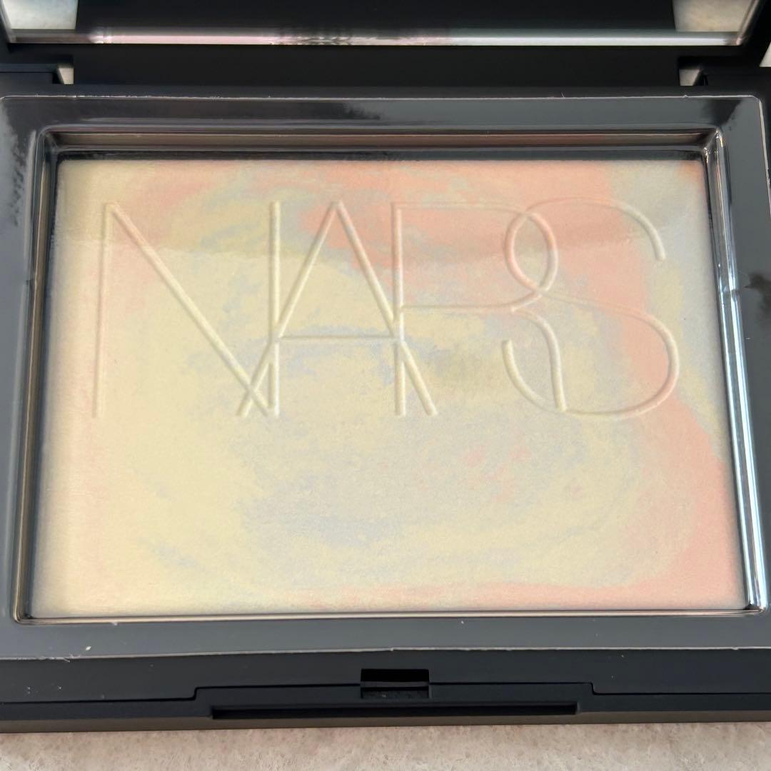 NARS ナーズ　ライトリフレクティングプリズマティックパウダー　01783