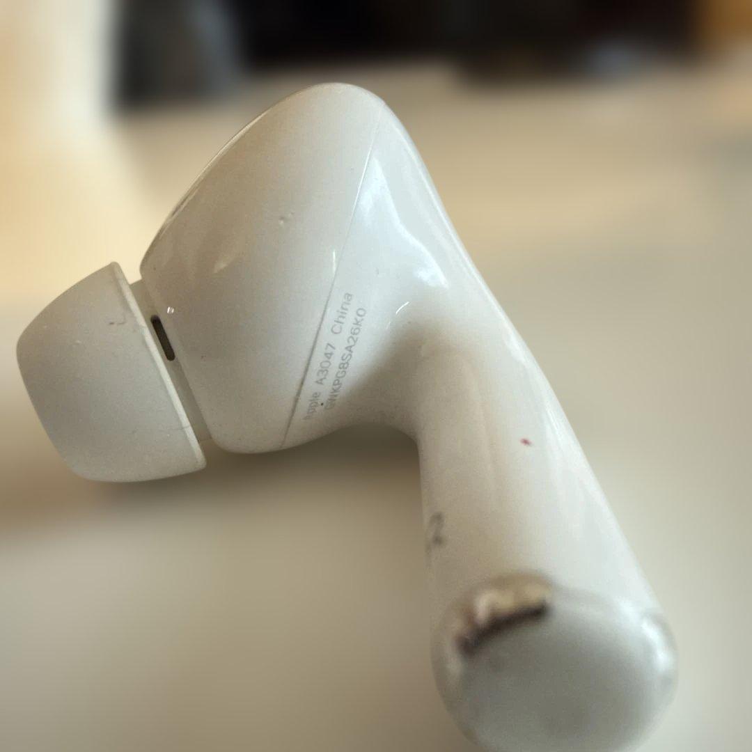 【純正品】Airpods pro 第2世代 A3047 右耳 タイプC
