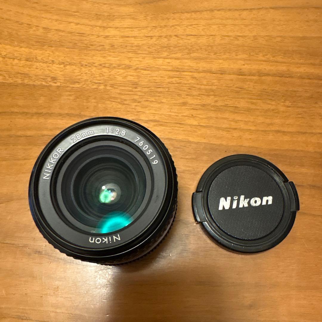 【人気】Nikon FE2 フィルム一眼レフカメラ　BLACK