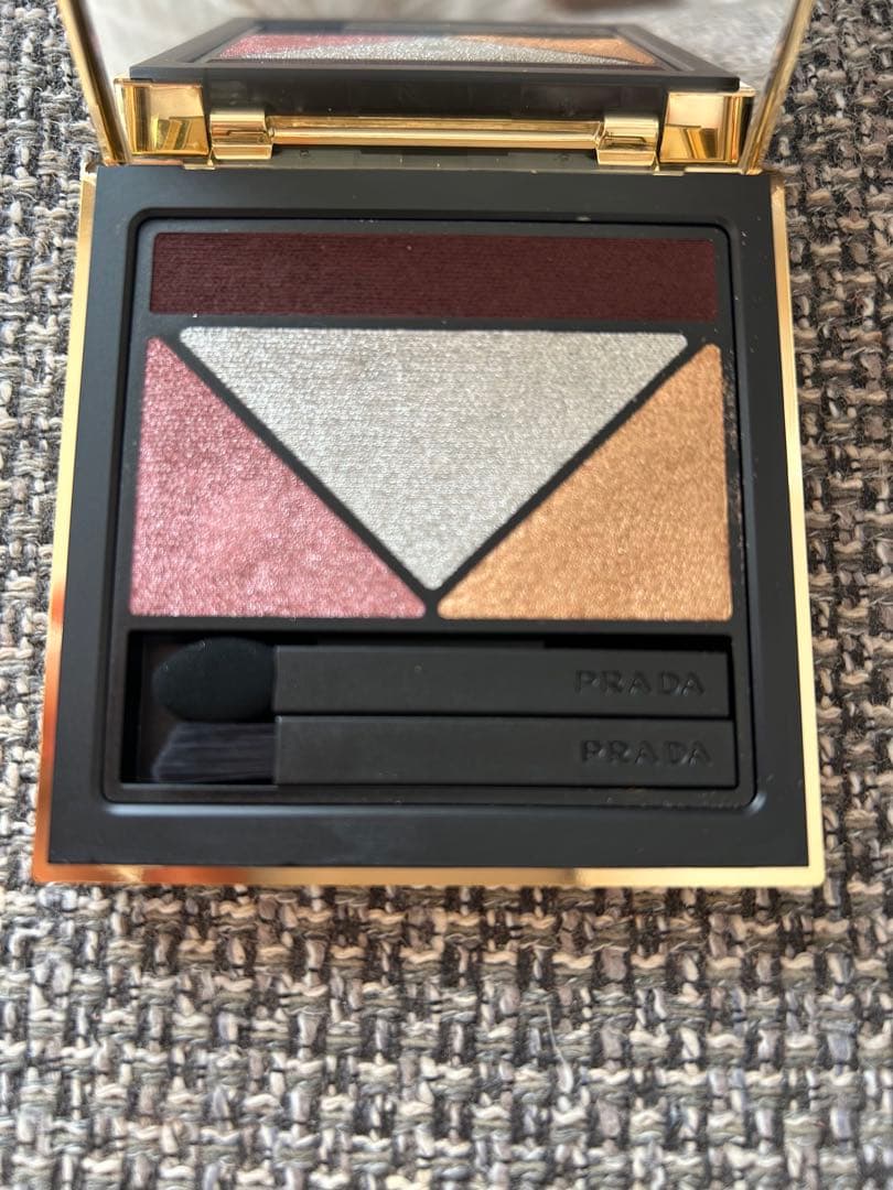 PRADA DIMENSIONS アイシャドウパレット プラチナム 10