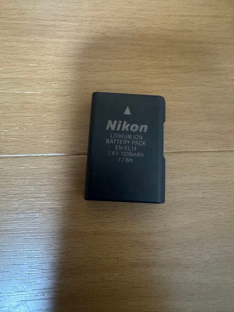 Nikon ニコン　ダブルズームキット　デジタル一眼レフ　D3100