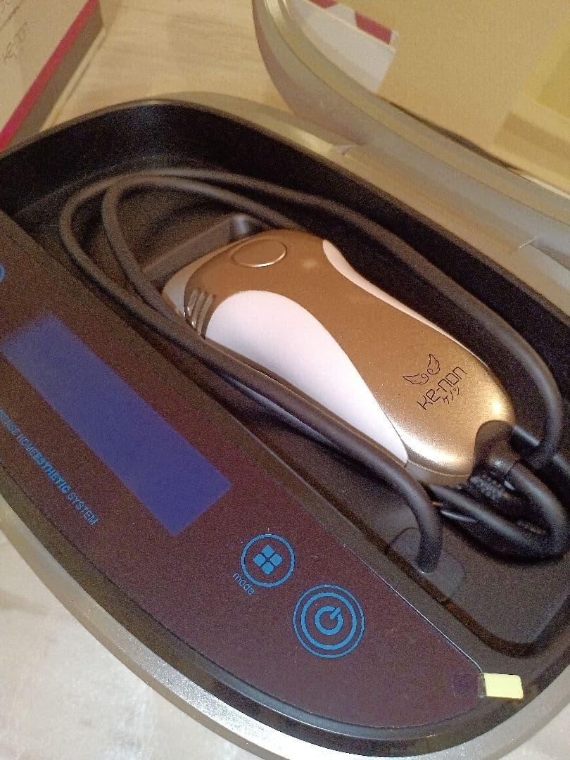 ケノン　家庭用脱毛器 光美容器　KENON