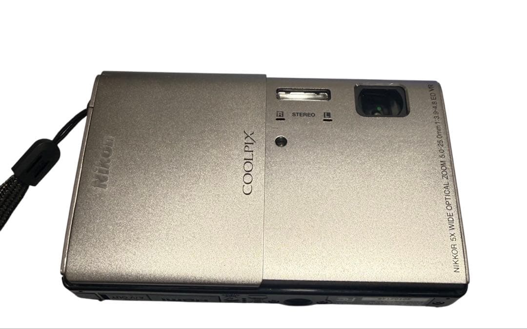 Nikon COOLPIX S100 コンパクトデジタルカメラ プラチナシルバー