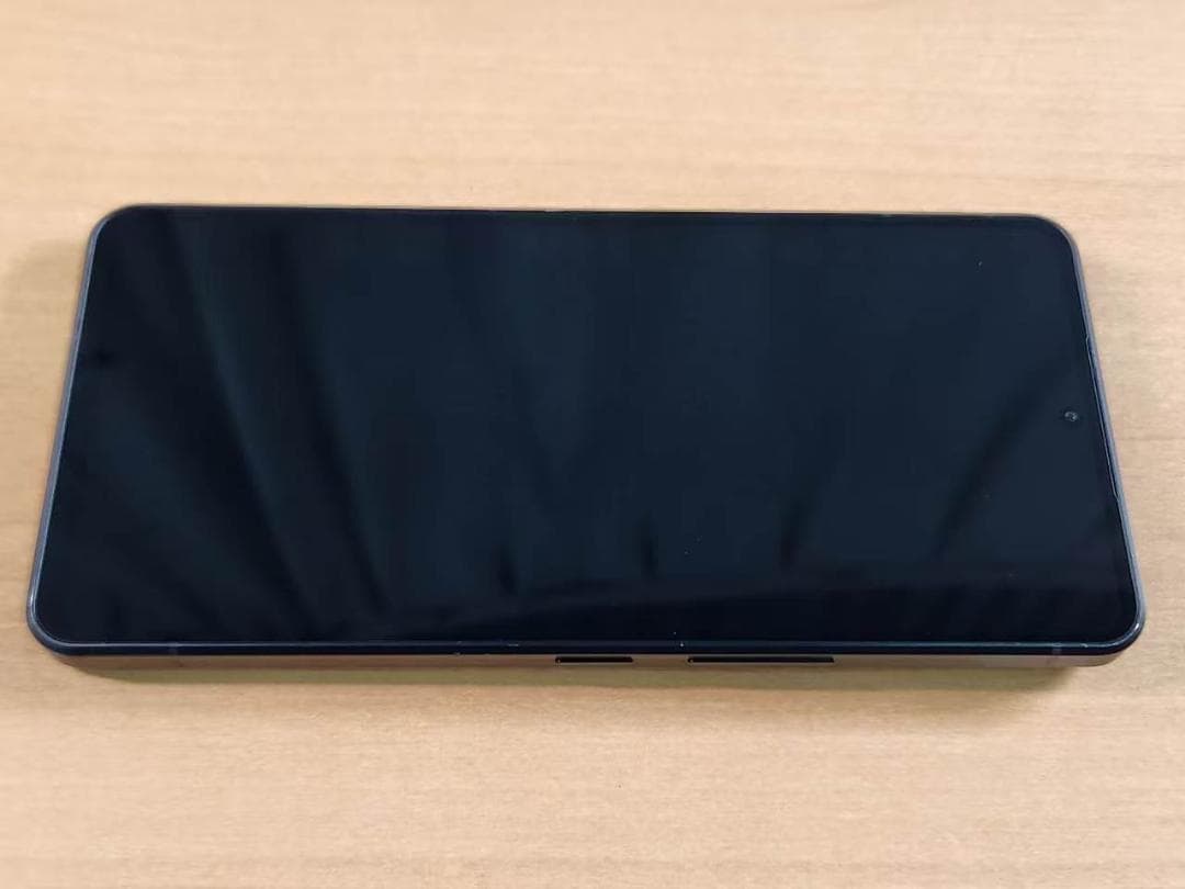 スマートフォン本体 040600E AQUOS R7 SH-52C 256GB