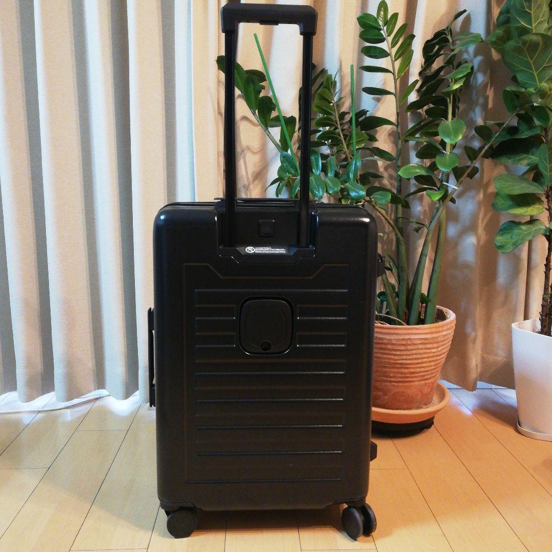 ブラック 黒 新品未使用品 美品 旅行用 キャリーケース 　スーツケース
