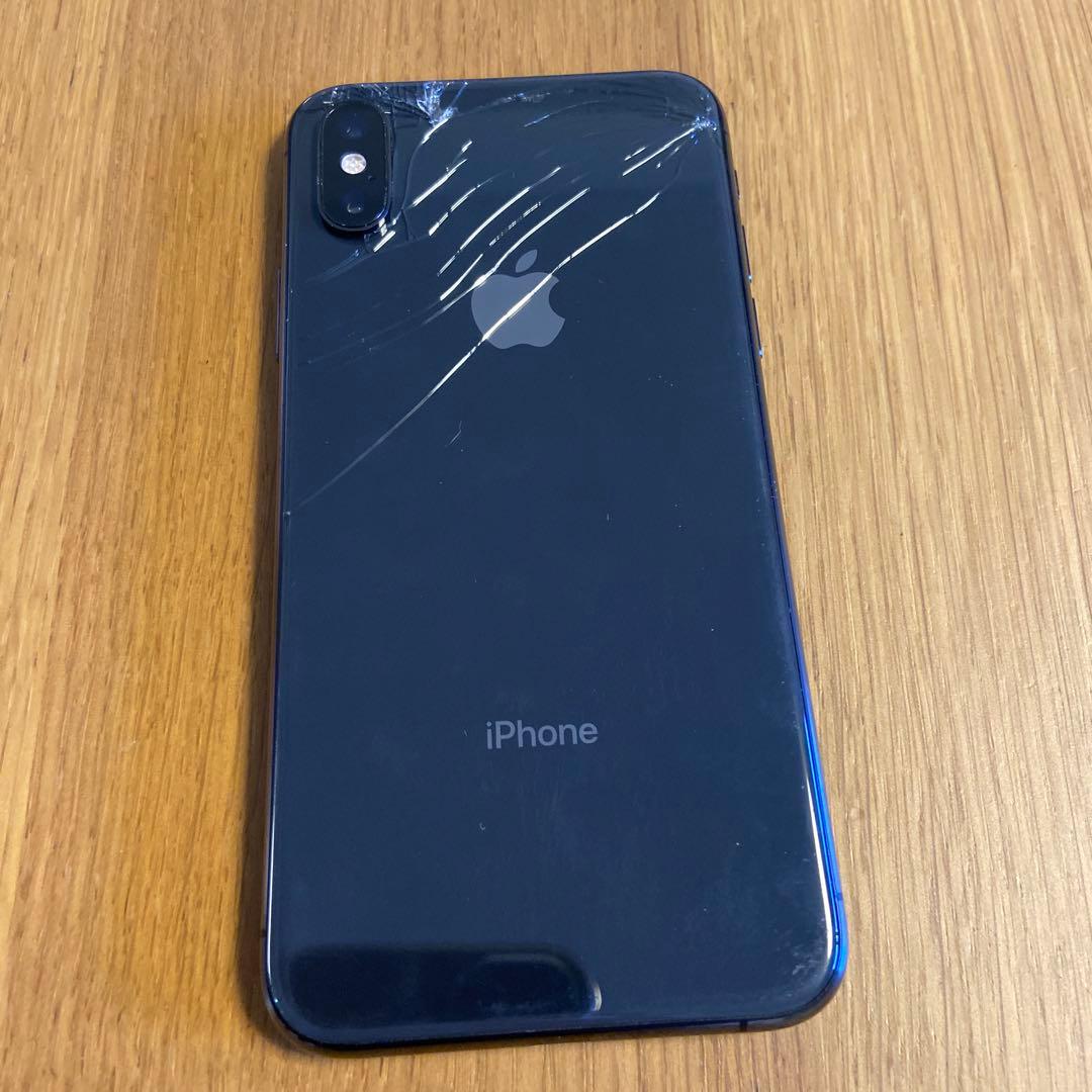 iPhone Xs スペースグレイ 64GB バックパネル割れあり