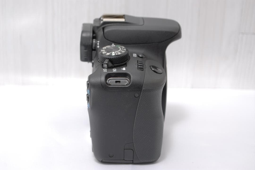 ✨人気機種✨Canon EOS Kiss X7 スマホ転送 軽量 初心者向け