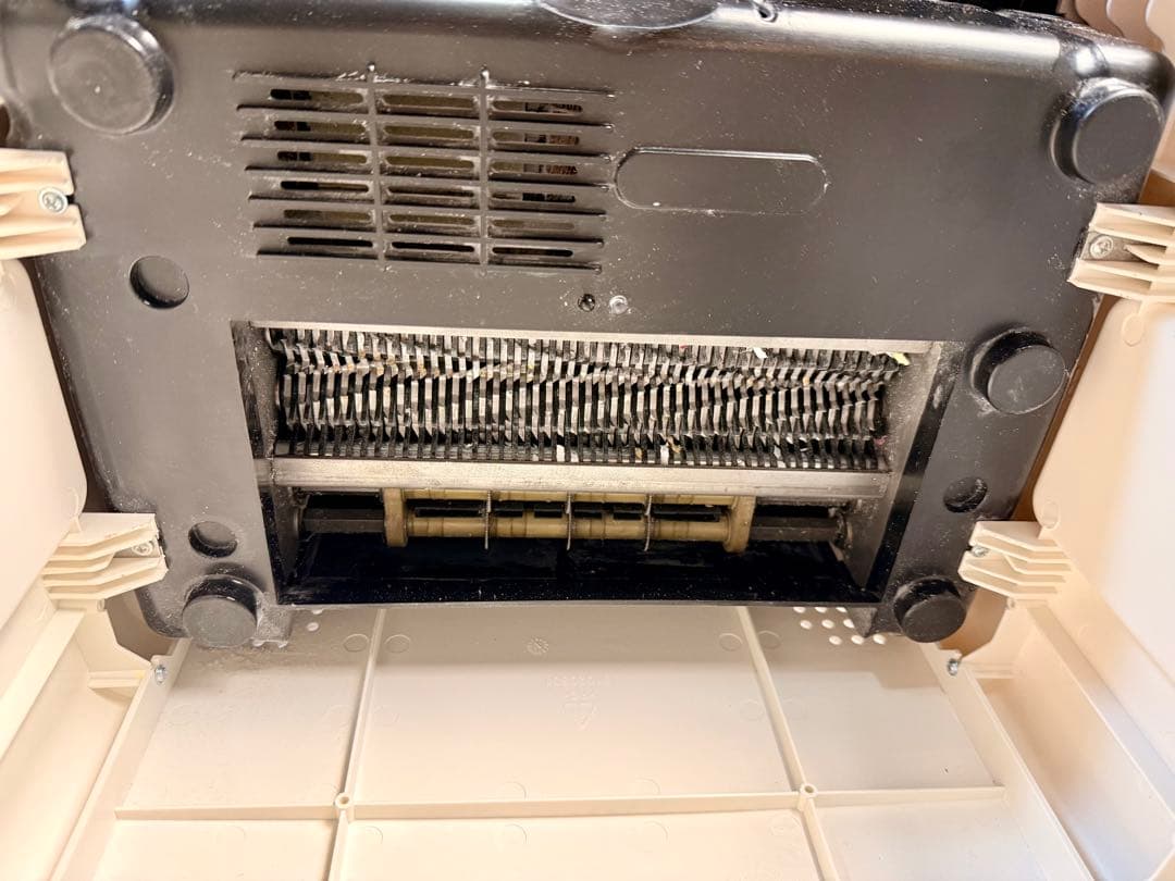 シュレッダー 22ℓマイクロカット 業務用 電動 静音 A4用紙10枚同時細断
