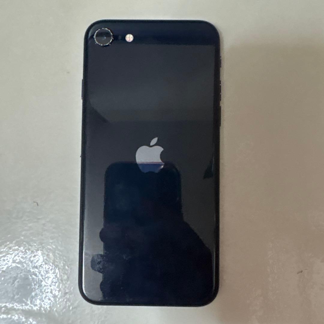 Apple iPhone SE3ブラック