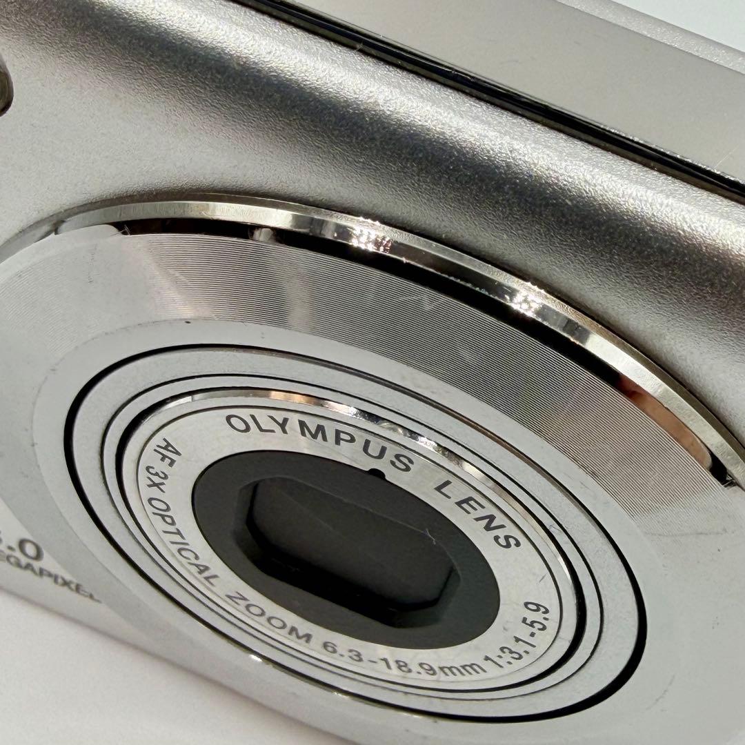 ✨動作OK✨オリンパス CAMEDIA FE-320 シルバー 充電器付き