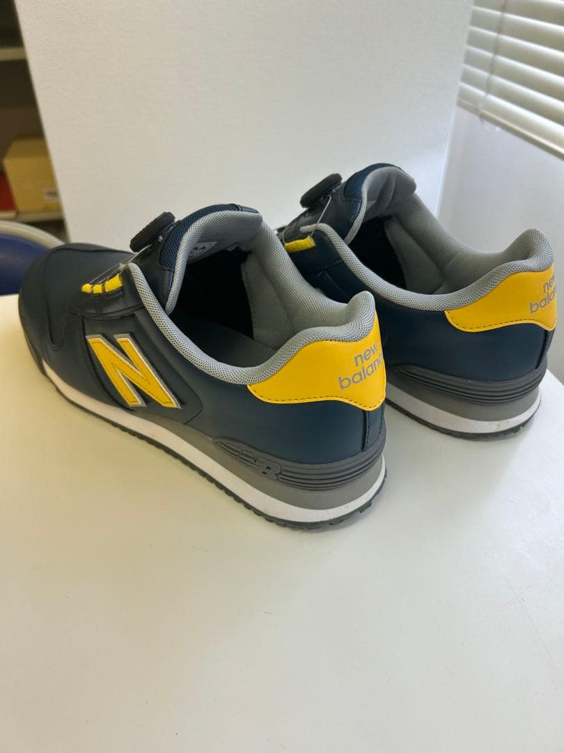 New Balance ボアシステム安全靴 ネイビー/イエロー