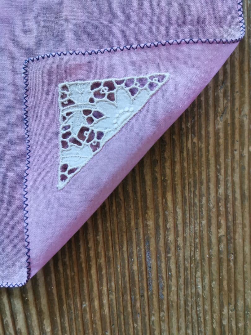 アンティークイギリス クレマチス刺繍オープンカットワーク嵌込み シアーハンカチ