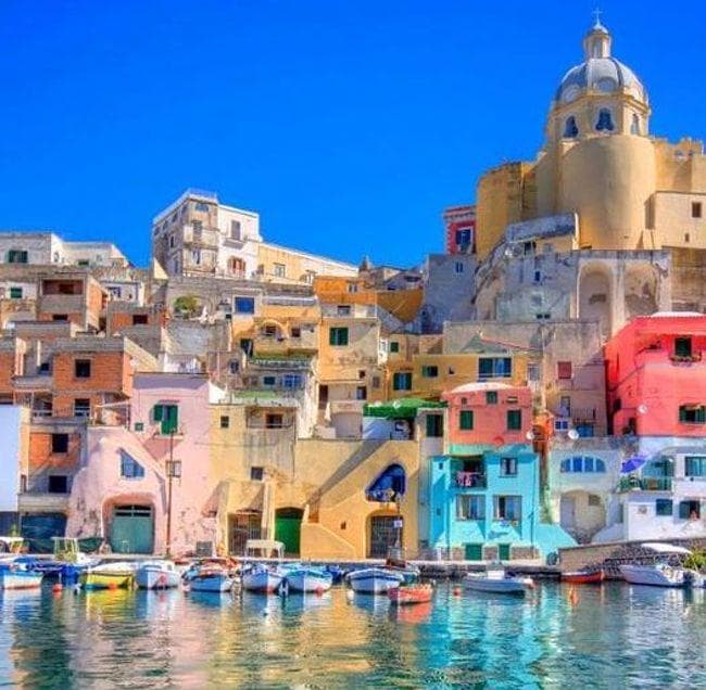 自作絵イタリア ブローチタ島　港の営み
