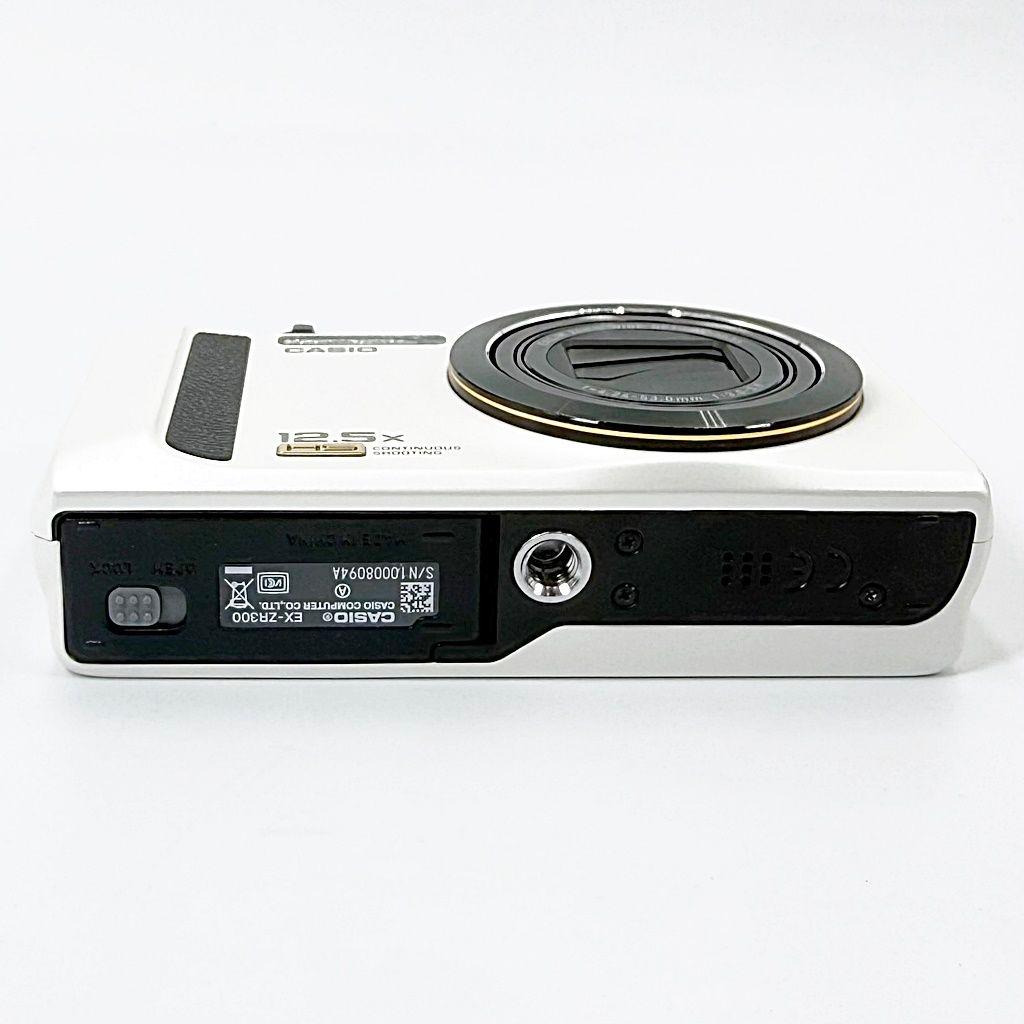 カシオ EXILIM EX-ZR300WE ホワイト コンデジ カメラ 中古