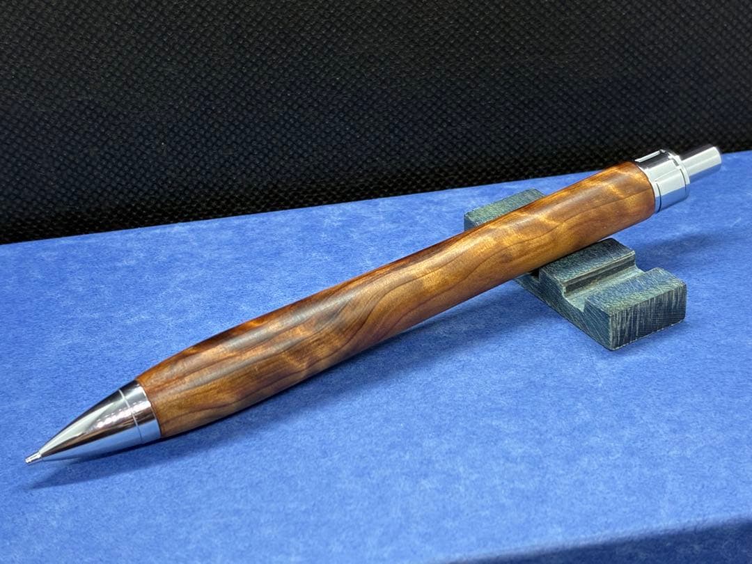 【早い者勝ち】杉油杢　シャーペン0.5 加藤金属　木軸ペン　ハンドメイド