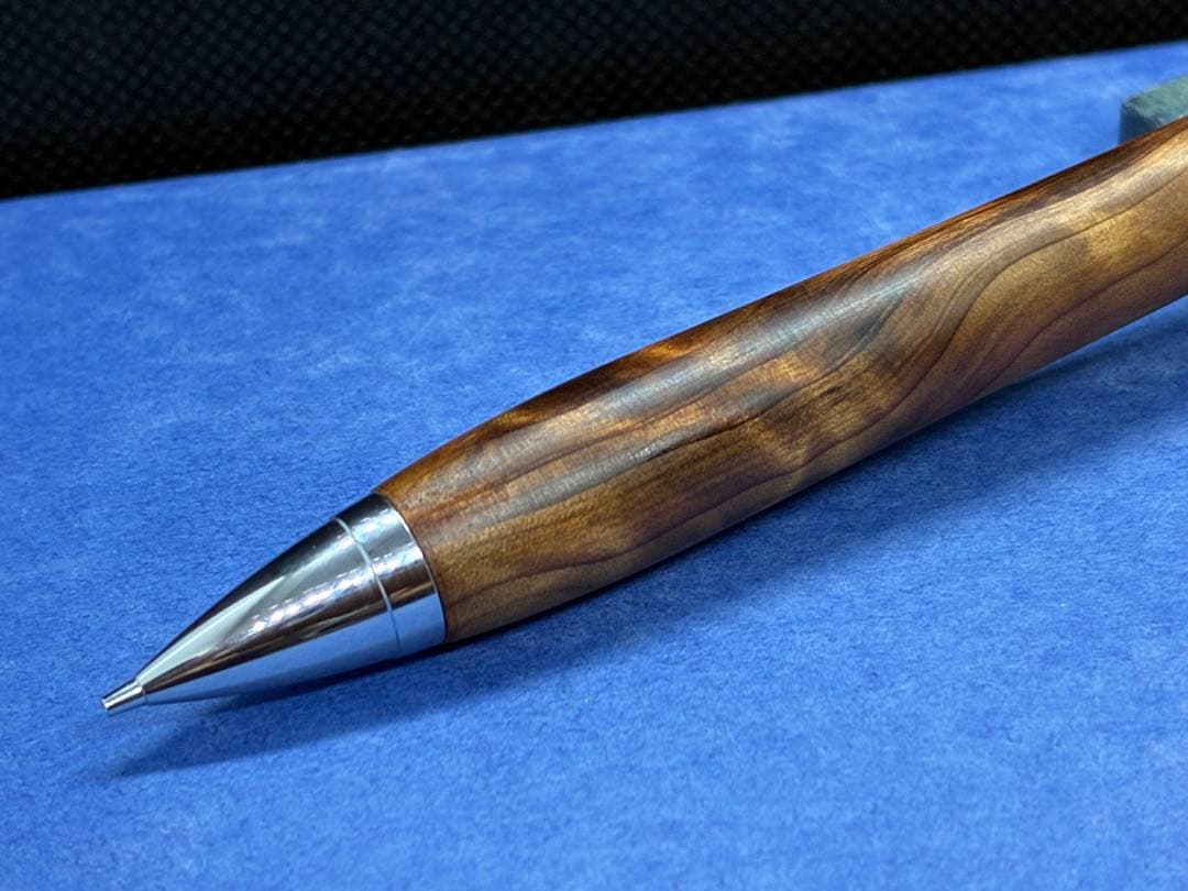 【早い者勝ち】杉油杢　シャーペン0.5 加藤金属　木軸ペン　ハンドメイド