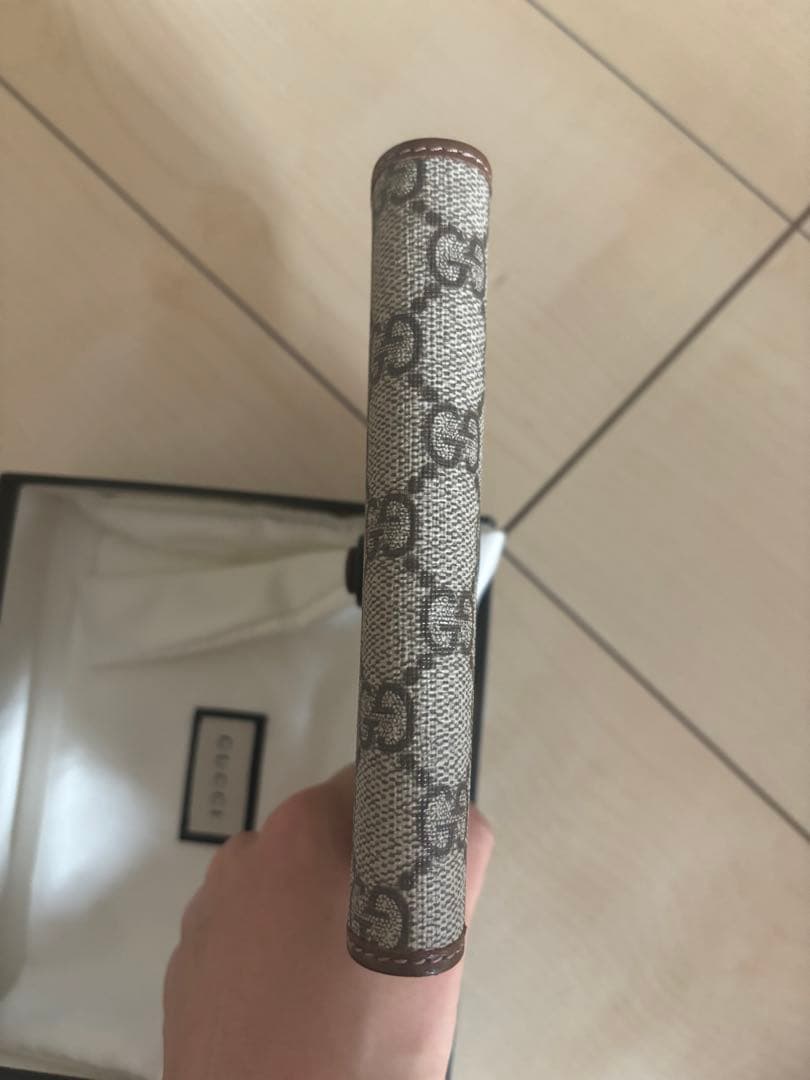 GUCCIパスポートケースGGスプリームキャンバス レザーゴールド金具 箱付