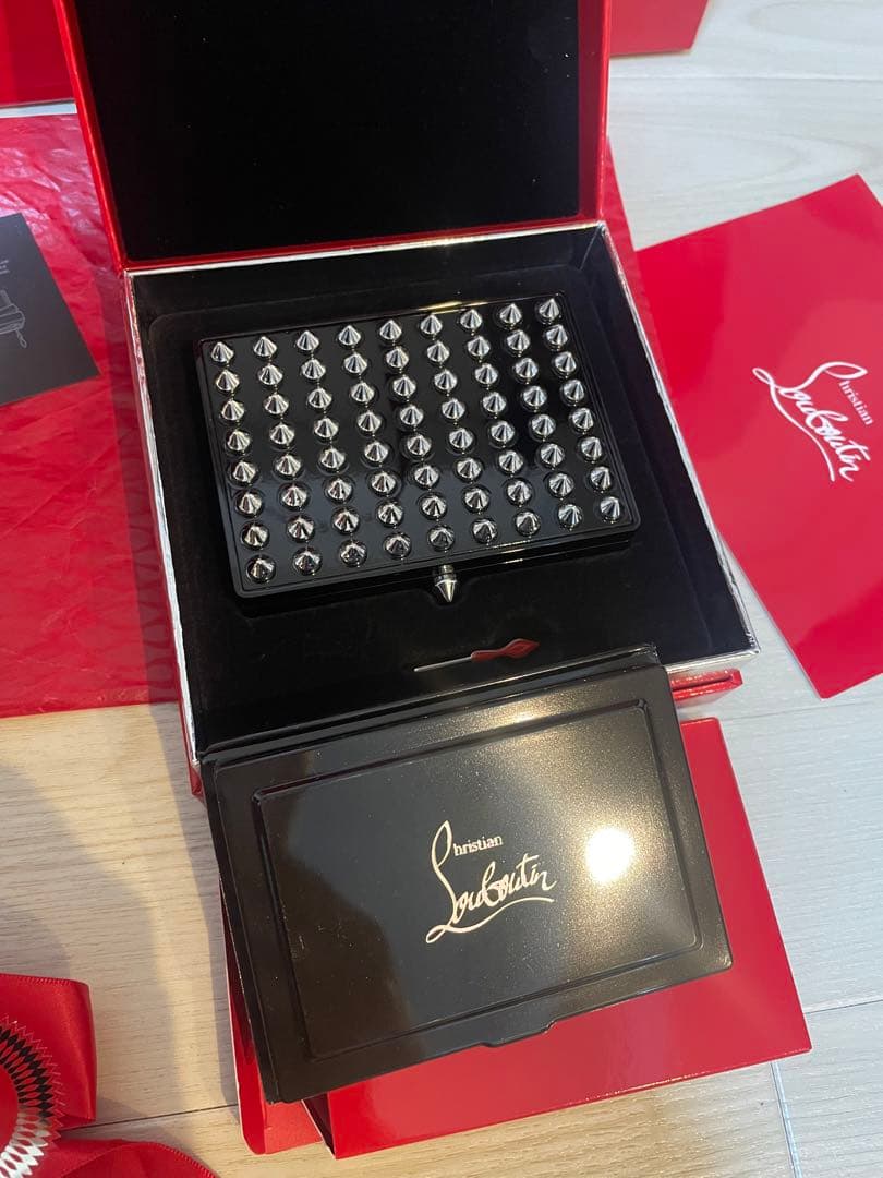 新品Christian Louboutin ラパレット　アイシャドウ・ケース