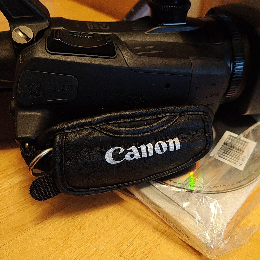Canon XA30 業務用ビデオカメラ本体　動作確認済み