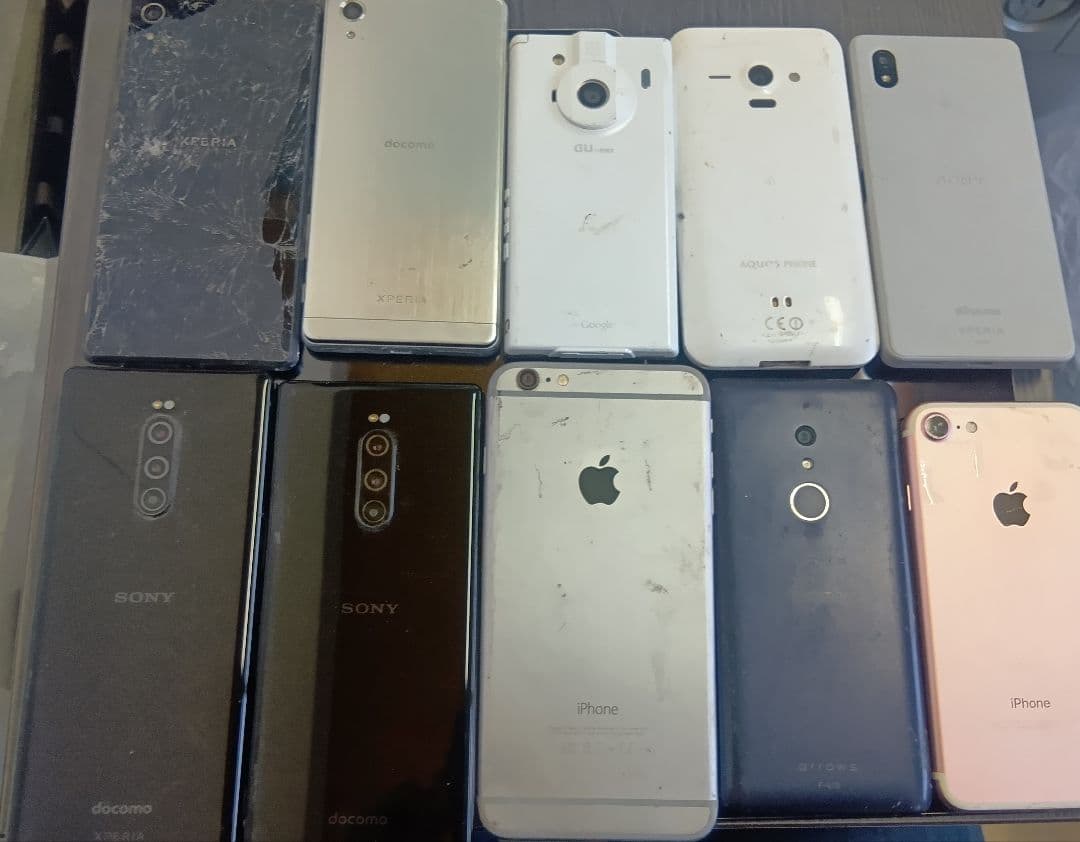 鈴*木様 スマートフォン本体とiPadセット　ジャンク品不動