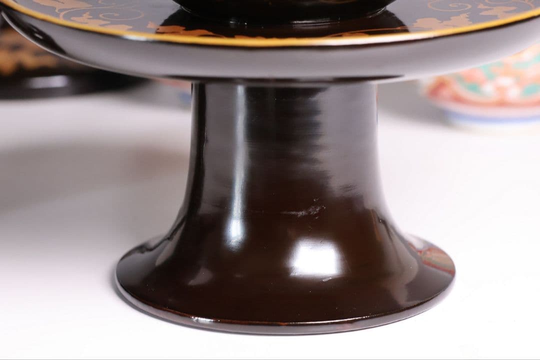 【CM454】天然木漆塗 花唐草金蒔絵 黒塗 高茶台一対 茶器付 天目台 仏具