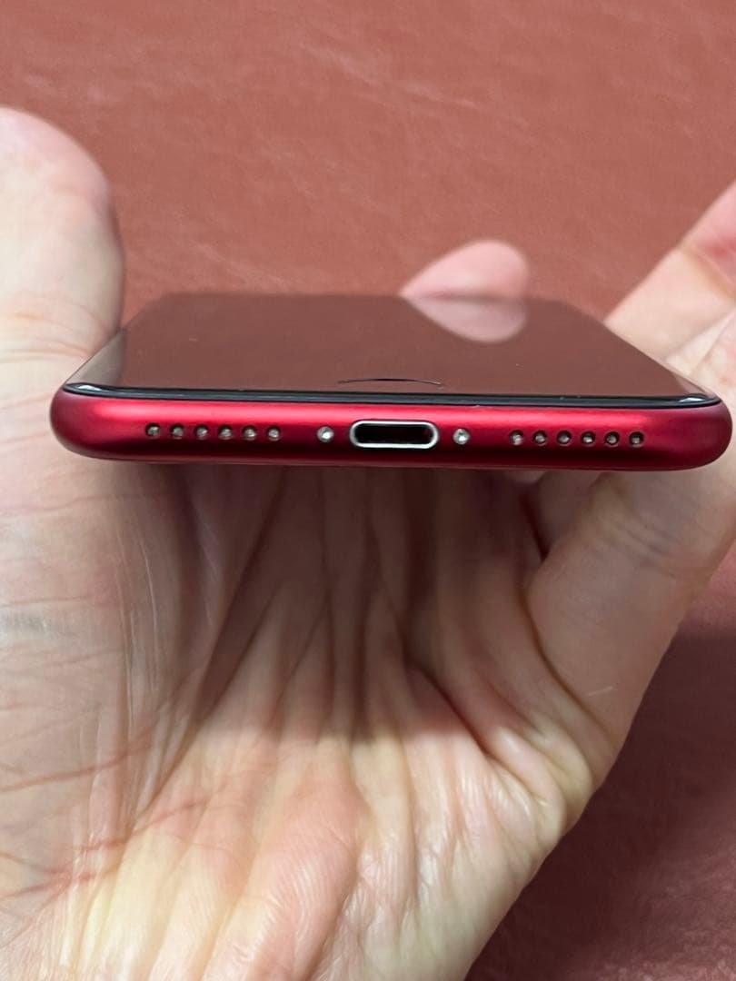 美品 iPhone SE3 64G SIMロック解除済