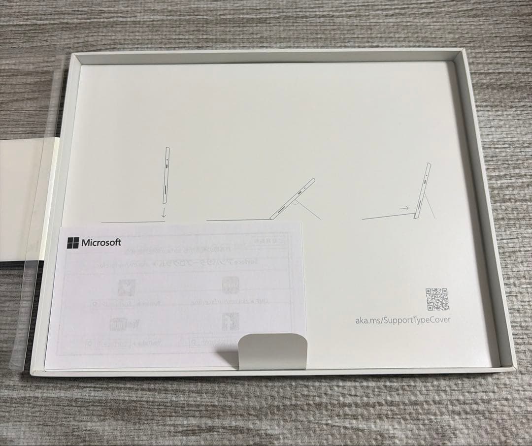 Surface Go タイプ カバー ポピーレッド　KCS-00102