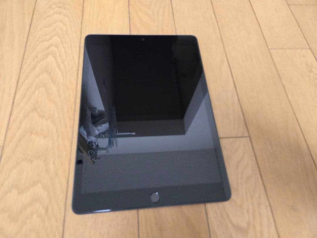 【極美品】iPad第8世代 128GB スペースグレイ MYLD2J/A 本体